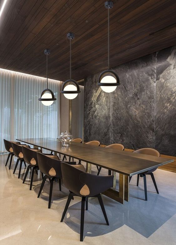 Luxury Food Presentation: The Art 3 Pendant Lighting Dining room