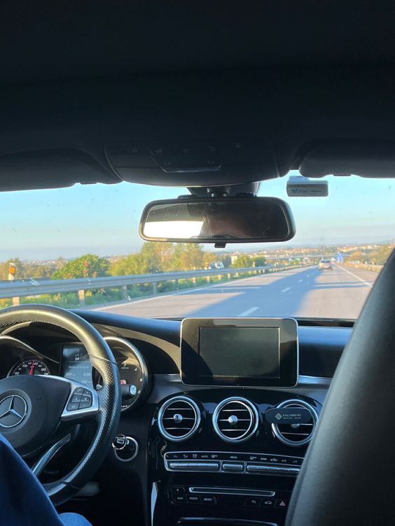 Luxury Cars for Long Drives: Road Trip in Style 2 Luxury cars