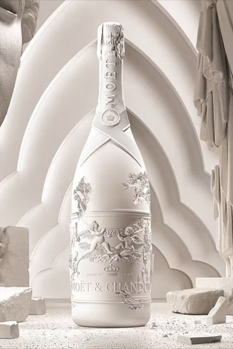 Rare and Exclusive Champagne Labels 2 b234a6d1b9c9534d349ca975d7c374bf