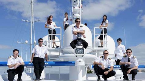 Chartering a Yacht: The Ultimate Guide to Unforgettable Experiences 3 Yacht crew
