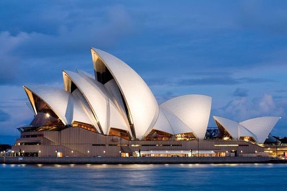 Art and Architecture: Iconic Buildings as Artistic Masterpieces 3 Sydney Opera House