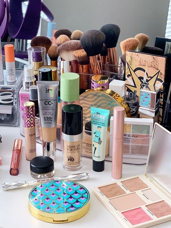 Luxury Beauty Subscription Boxes: A Monthly Dose of Opulence 3 beauty Subscription boxes