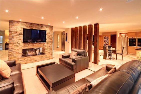 The Intersection of Luxury and Technology in Modern Living 3 luxury